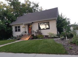 12307 131st St NW #1A, Edmonton, AB T5L 1N2