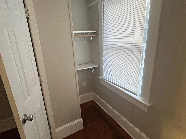 502 N Loudoun St #B — Photo 4