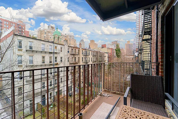 Rented by Living New York | media 8