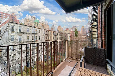 Rented by Living New York