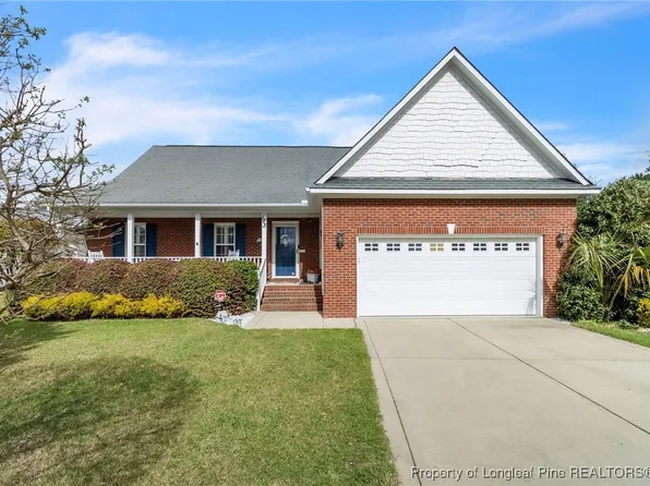 183 Harlon Ct, Raeford, NC 28376