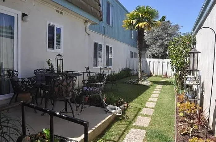 2 bed, $3,450 — Photo 2