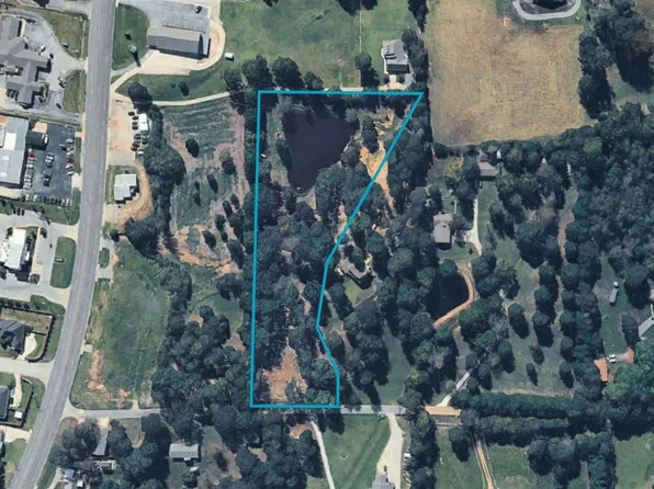 2906 Porter Dr, Paragould, AR 72450