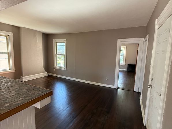 198 Ocean Ave FLOOR 2