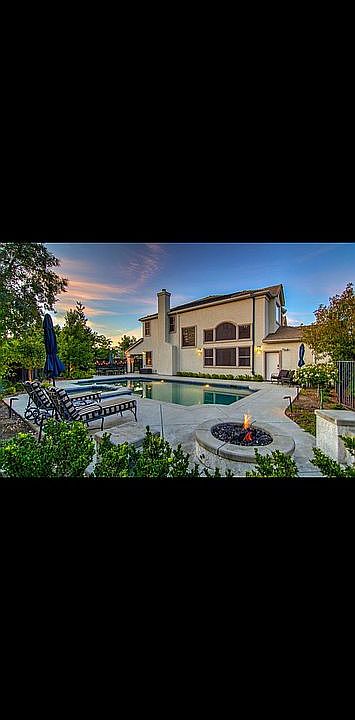 2nd image of 300 Bellewood Ct