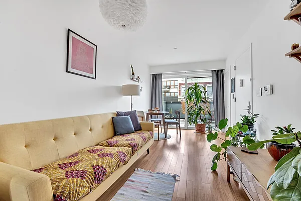 Sold by Compass | media 8