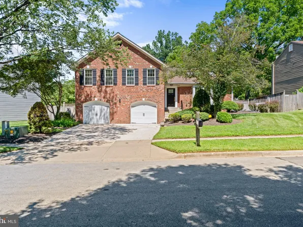 12312 Sir Lancelot Dr, Glenn Dale, MD 20769