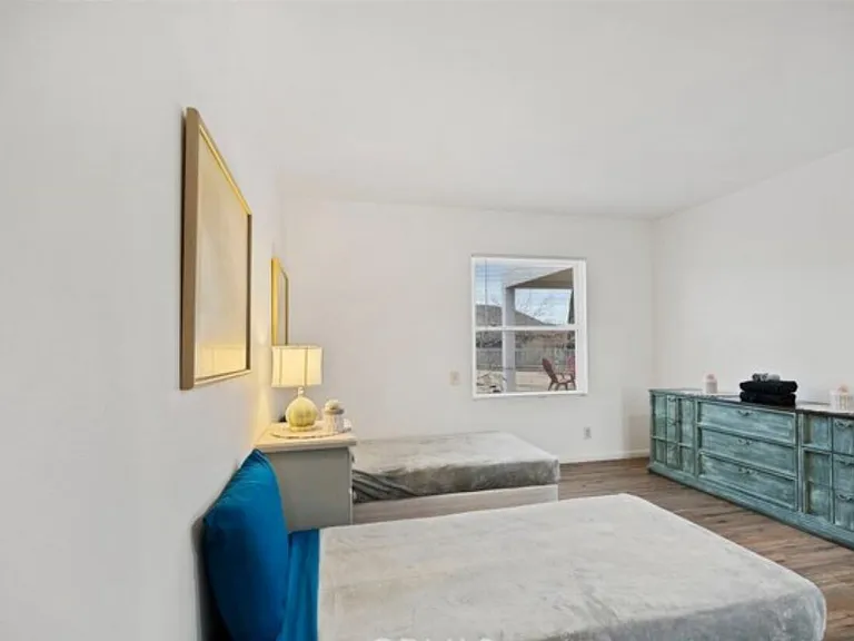 8564 Taft Ct — Photo 18