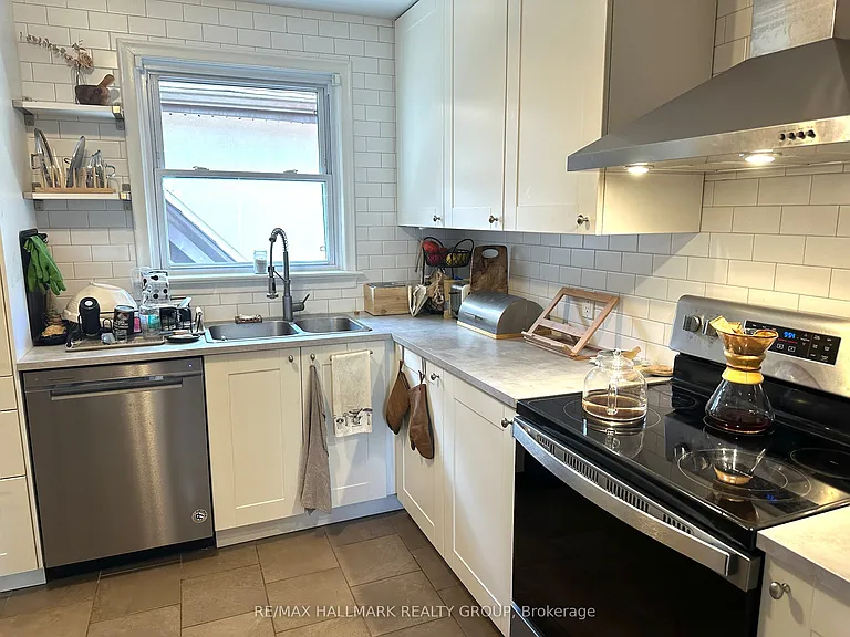 86 Gilchrist Ave #2 — Photo 7