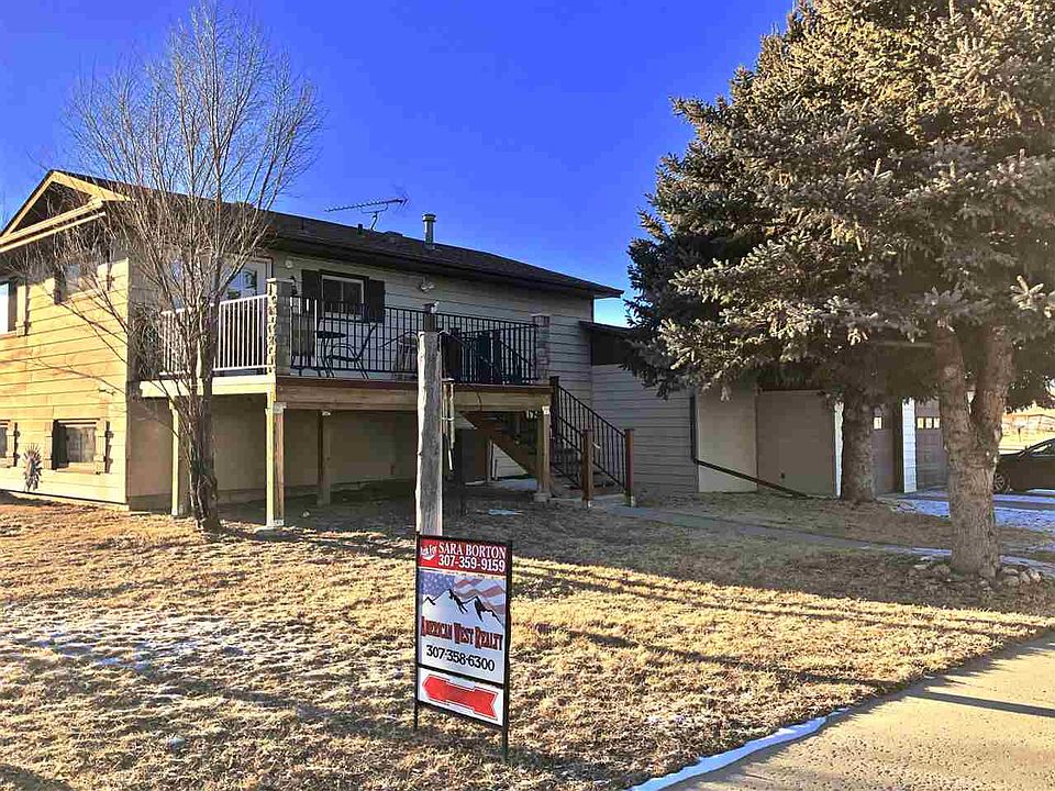 1st image of 902 Keller Dr
