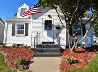 1419 W Circle Rd, Peoria, IL 61604