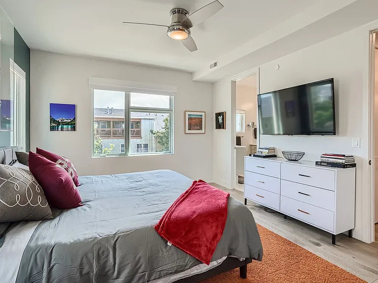 3111 Bluff St — Photo 13