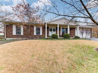 1242 Momarte Ln, Saint Louis, MO