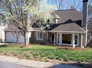 25072 Woodhaven Dr, Tega Cay, SC 29708