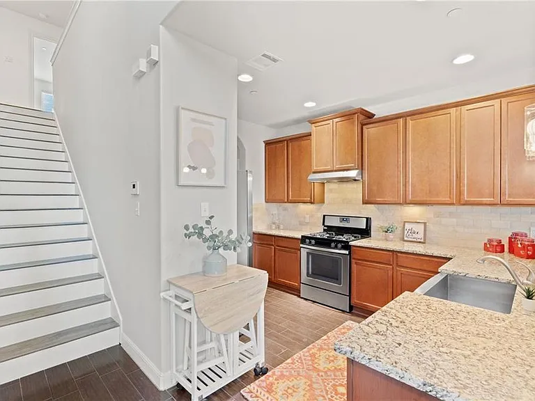 2214 S Lakeline Blvd #413 — Photo 11