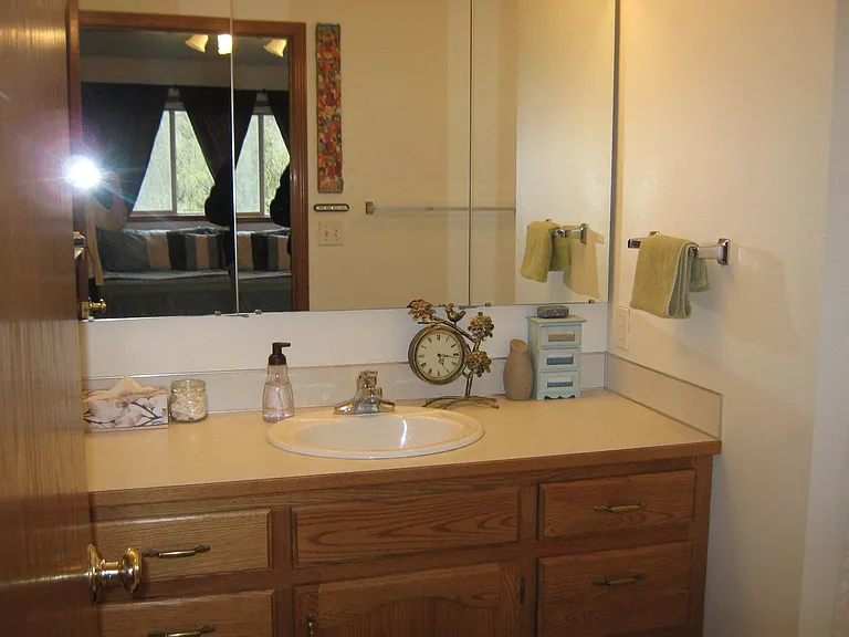 8384 Double Ditch Rd — Photo 11