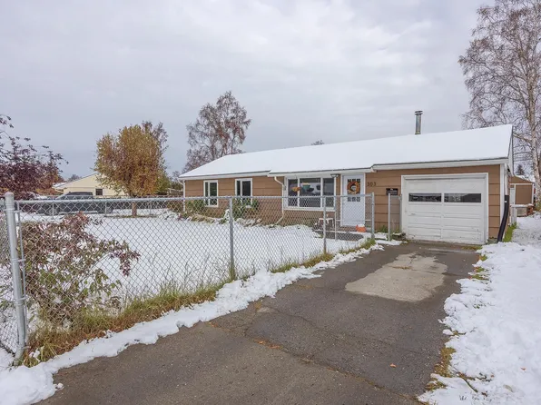 303 Slater Dr, Fairbanks, AK 99701