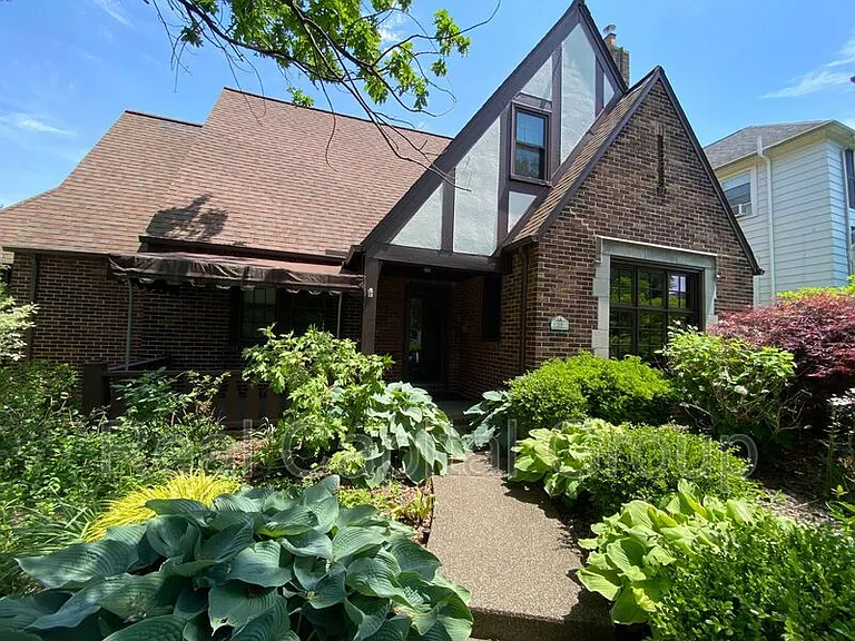 54 Washington Hwy — Photo 2