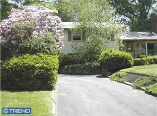 1398 Pine St, Blue Bell, PA 19422