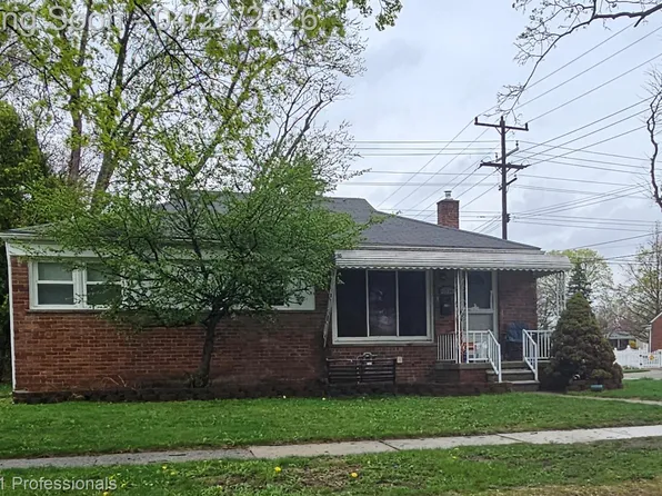 29824 Hathaway St, Livonia, MI 48150