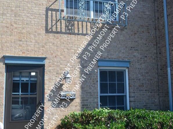 323 Vineyard Park Ct