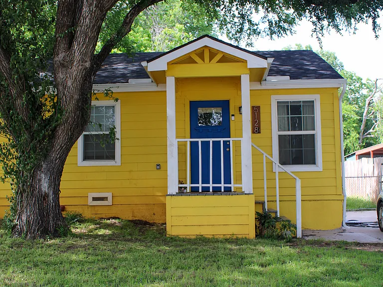 5128 Tulane Ave — Photo 2
