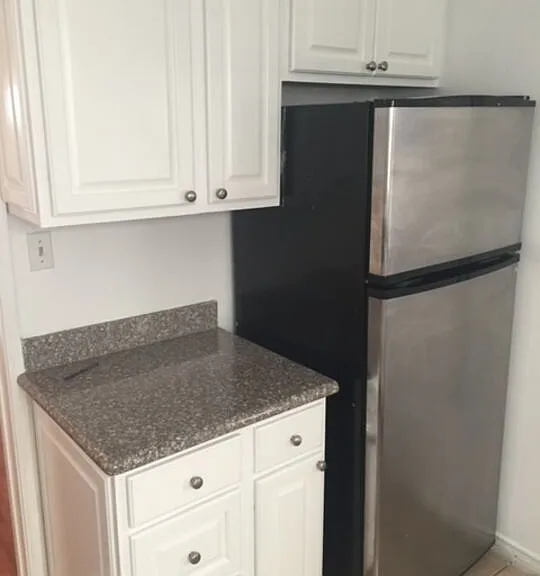 312 S Reeves Dr #A — Photo 4
