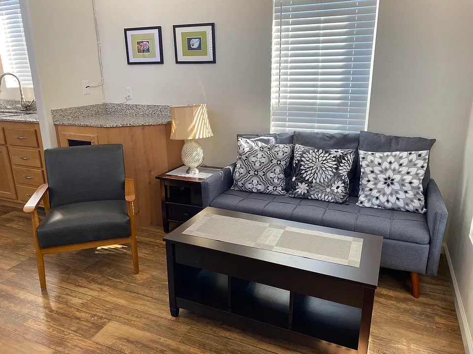 113 S Harold St #10
