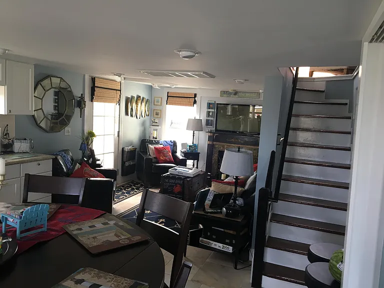 Stairs to master suite