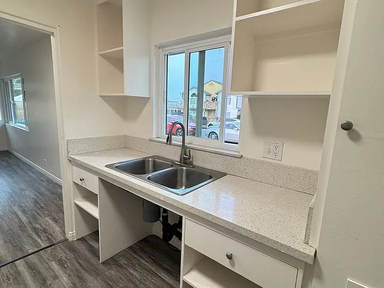 4327 Altadena Ave — Photo 16