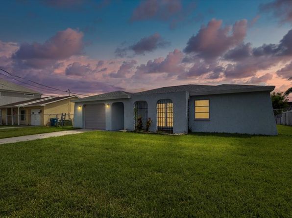 4284 Columbus Dr