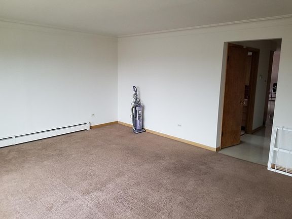 2nd image of 6220 S Karlov Ave #2