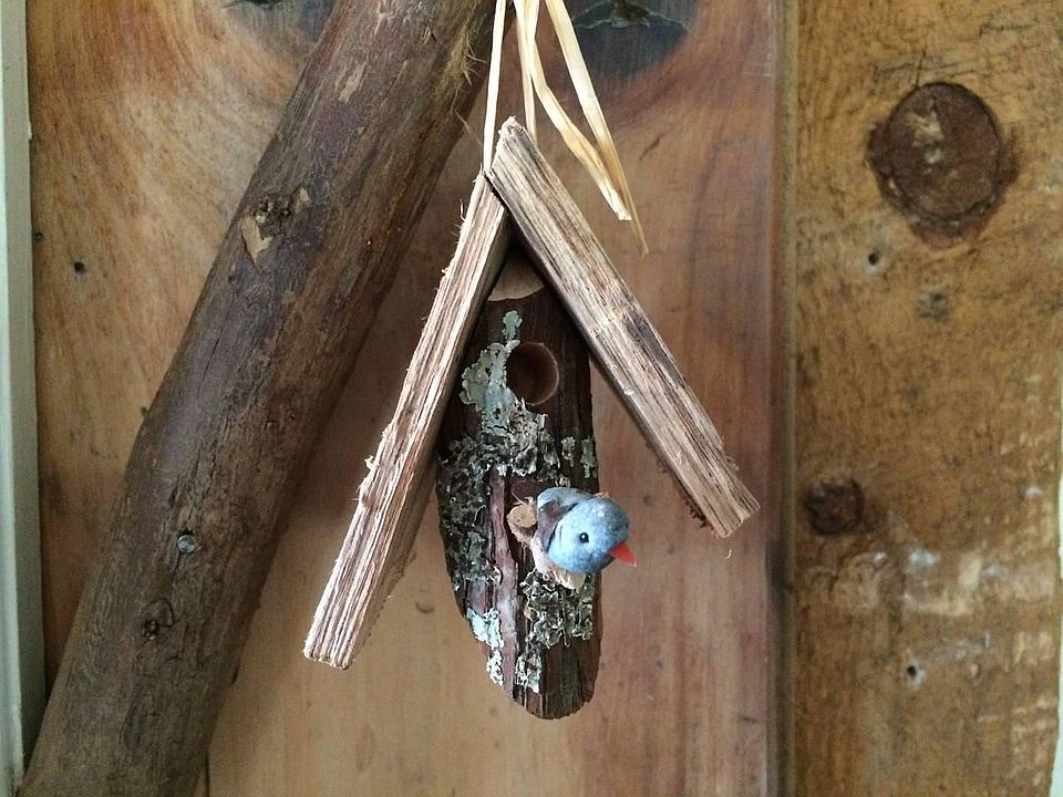 Moss Cottage is a peaceful retreat in the country and only short drive to Troutman or Mooresville for shopping.