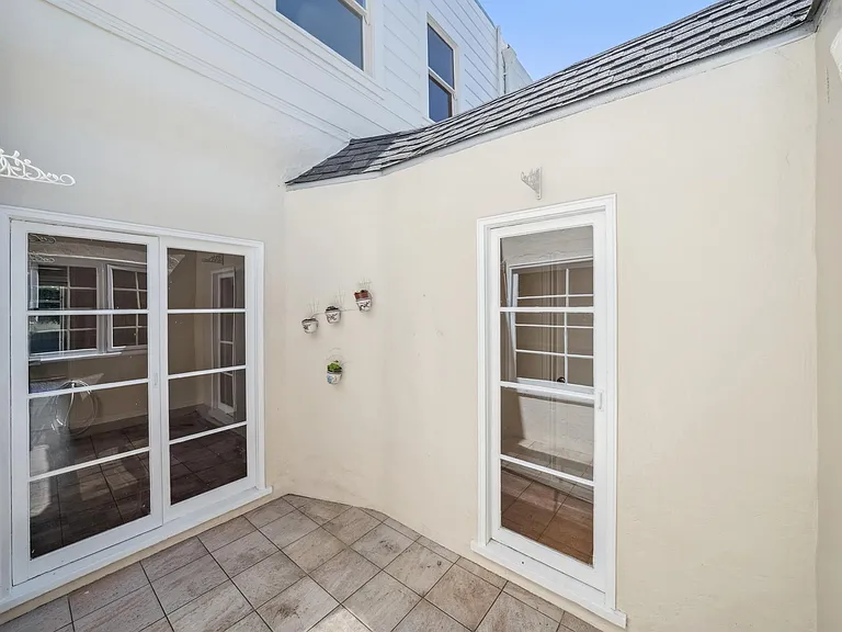 1750 N Point St — Photo 16