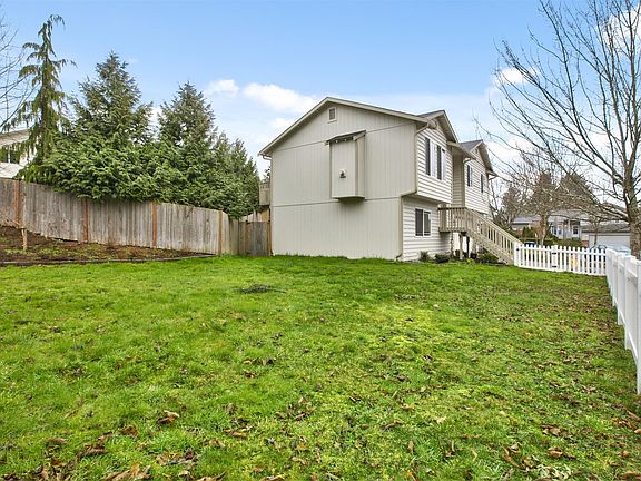 2nd image of 7122 55th Pl NE