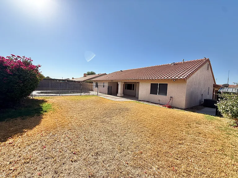 7806 E Topeka Pl — Photo 30
