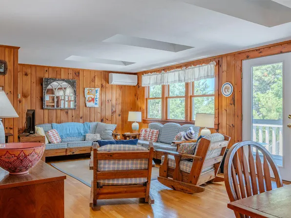 50 Massasoit Road, Wellfleet, MA 02667