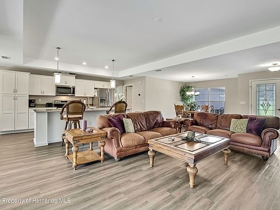 5th image of 17430 Monteverde Dr