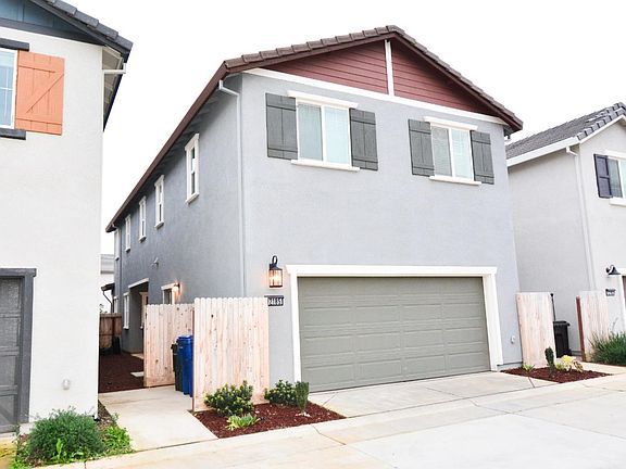 3rd image of 12185 Coal Creek Way