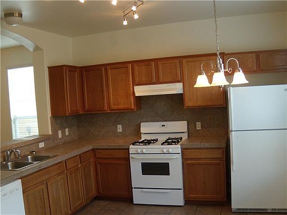 4th image of 2509 Allred Dr APT B