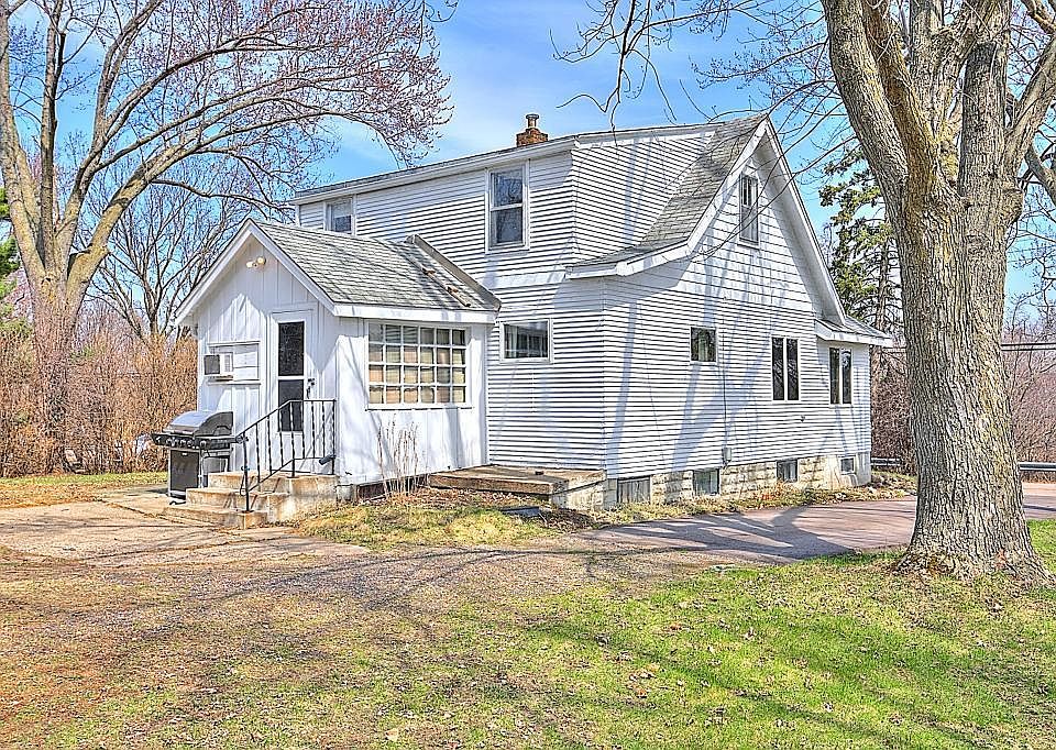 1st image of 3655 Hamline Ave N