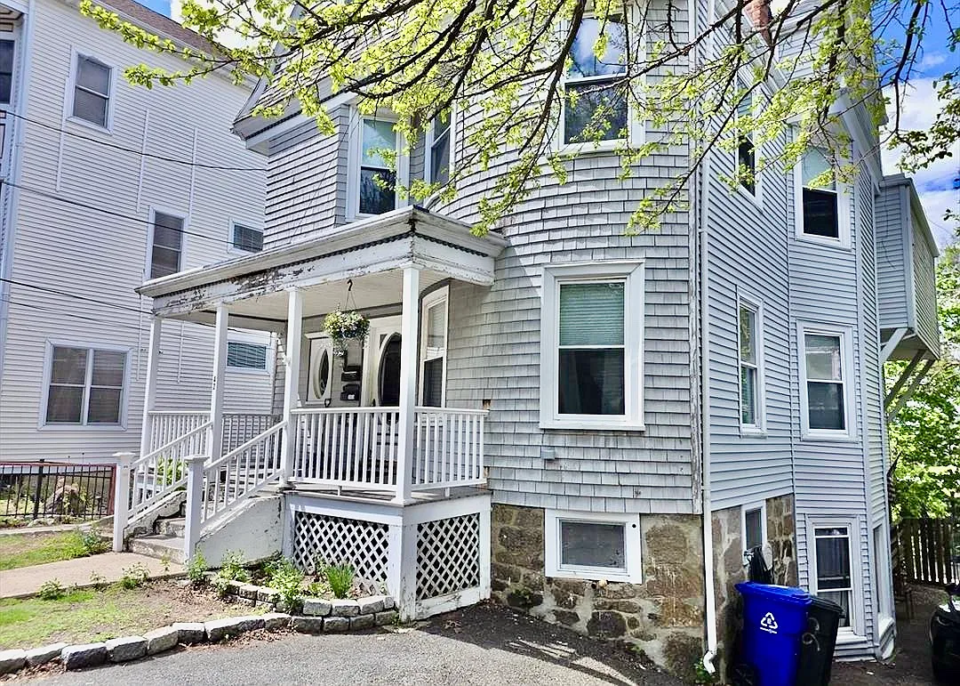 2 bed, 1000 sqft, $3,000 — Photo 2