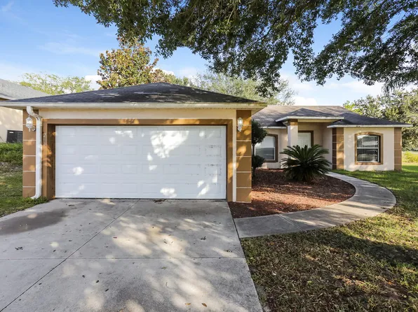 203 Southern Breeze Dr, Minneola, FL 34715