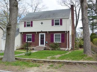 99 Whitman Ave, Melrose, MA 02176