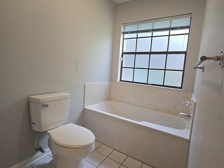 626 Solo St — Photo 21