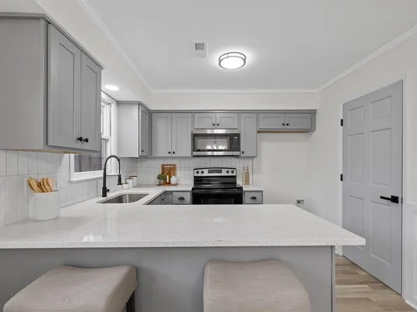 5529 Hamstead Xing, Raleigh, NC 27612