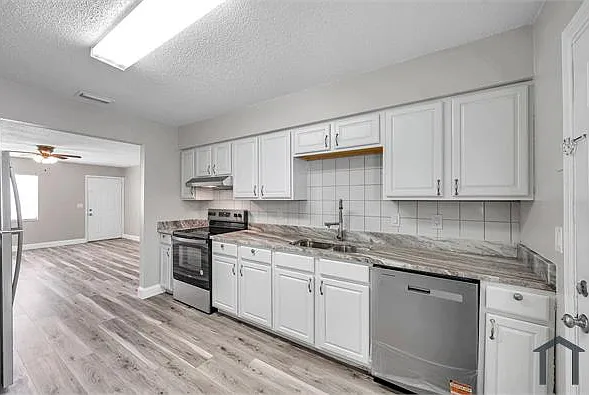 6407 S Roberts Ave #B — Photo 8