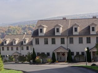 49 Waterside Dr, Morgantown, WV 26508