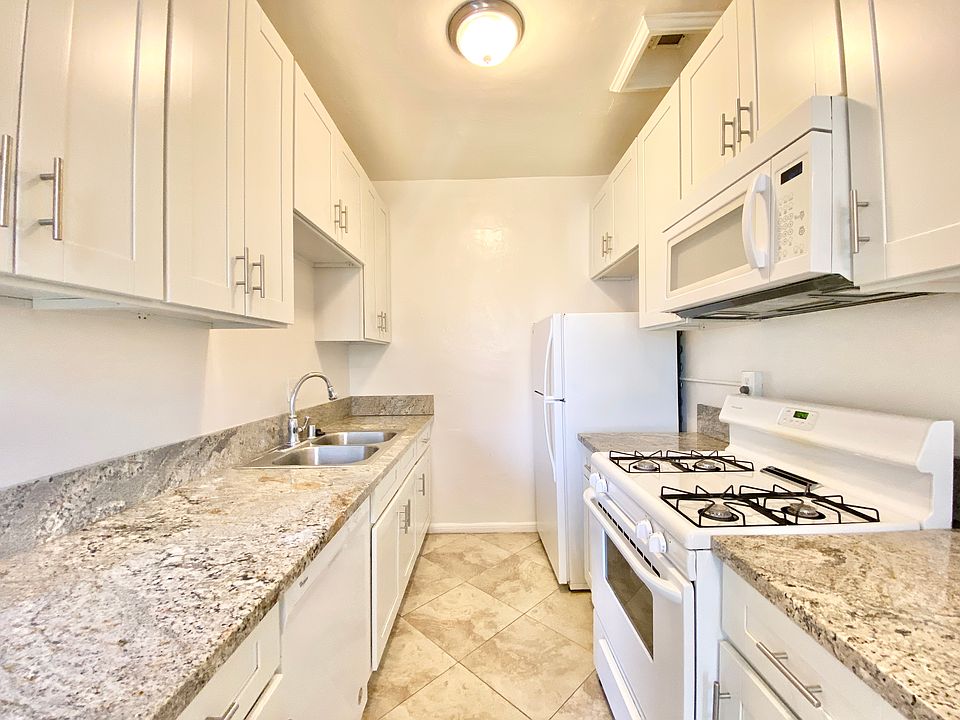 1st image of 608 S Dunsmuir Ave APT 301