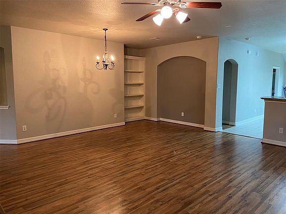 5th image of 18319 Cimmaron Oak Ln